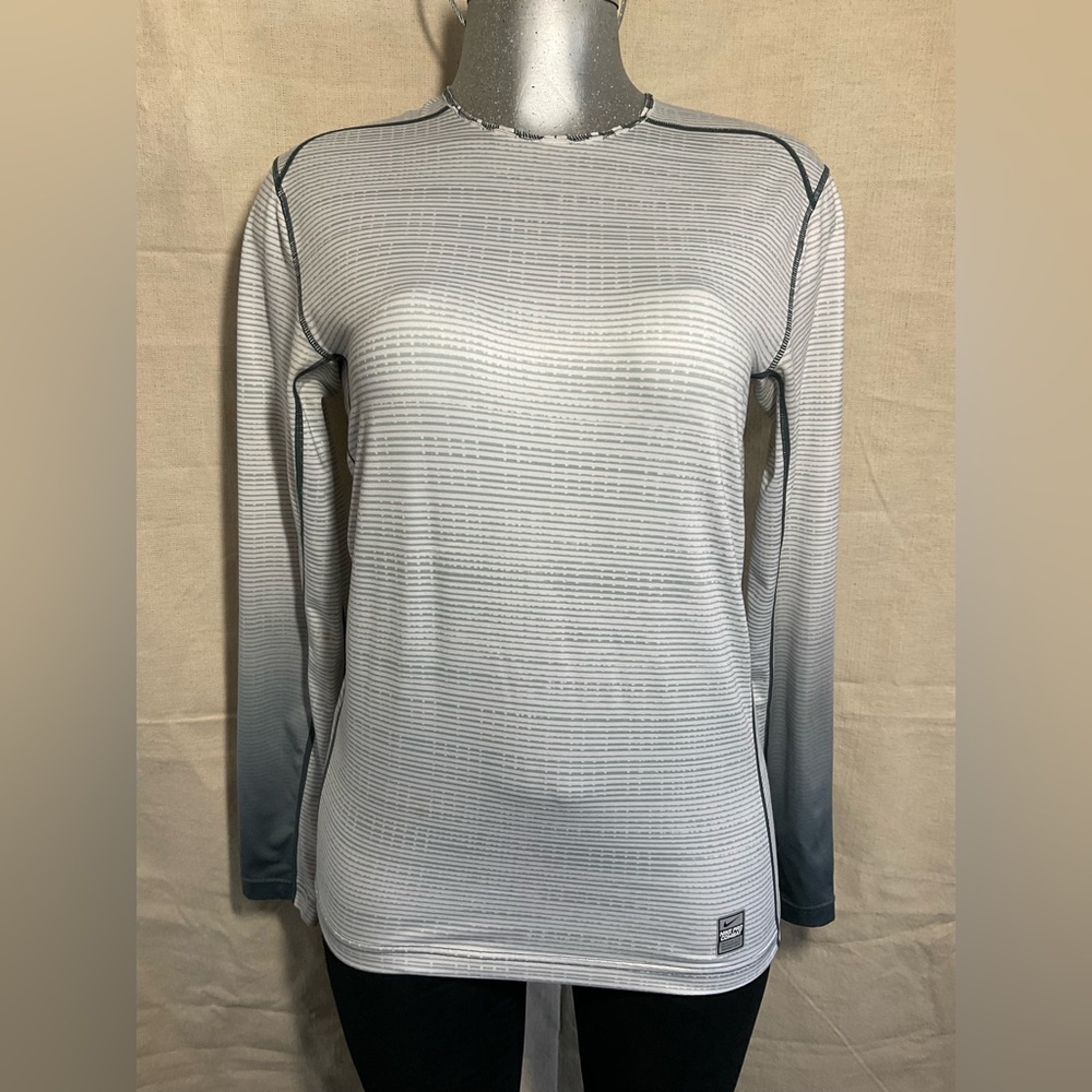 NIKE PRO COMBAT, Men Long-sleeve Shirt